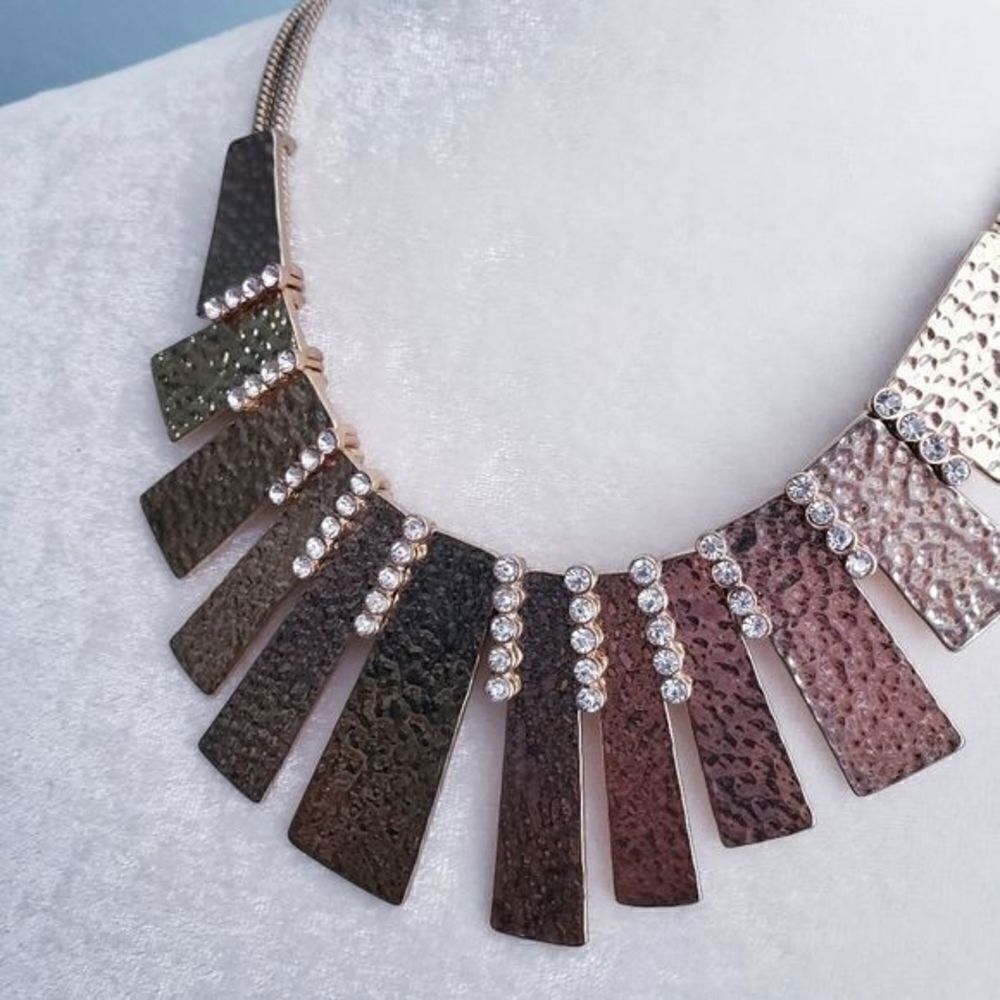 Necklace - Picture 3 of 5